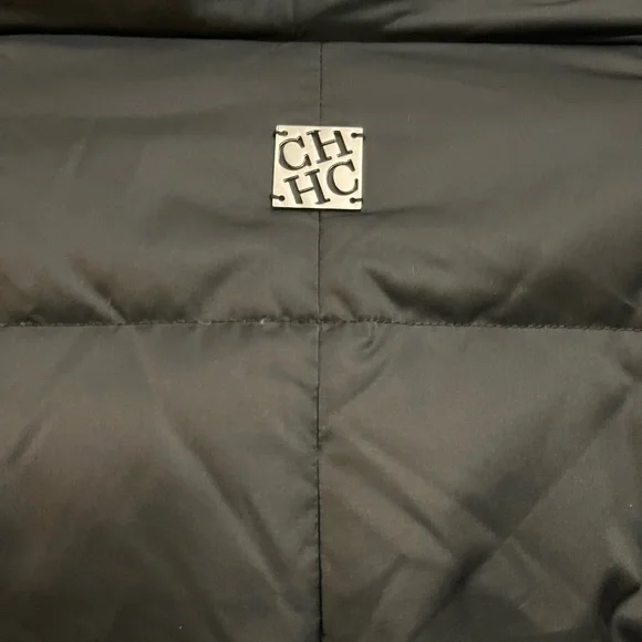 LUXURIOUS Carolina Herrera puffer jacket 🧥 - Picture 6 of 8